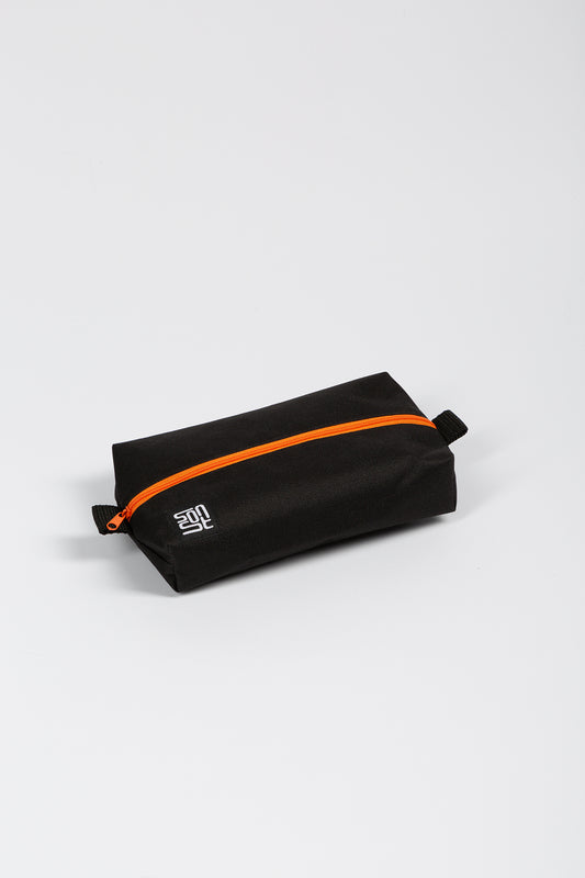 zippy small black